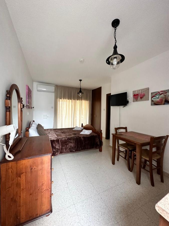 Apartmán Estia Vasilis Manoli Ayia Napa Exteriér fotografie